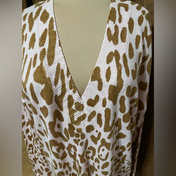 Show Me Your MuMu Cliffside Sweater size Large excellent condition - Picture 4 of 8